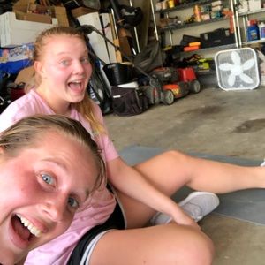 Meet your Posher, Abby